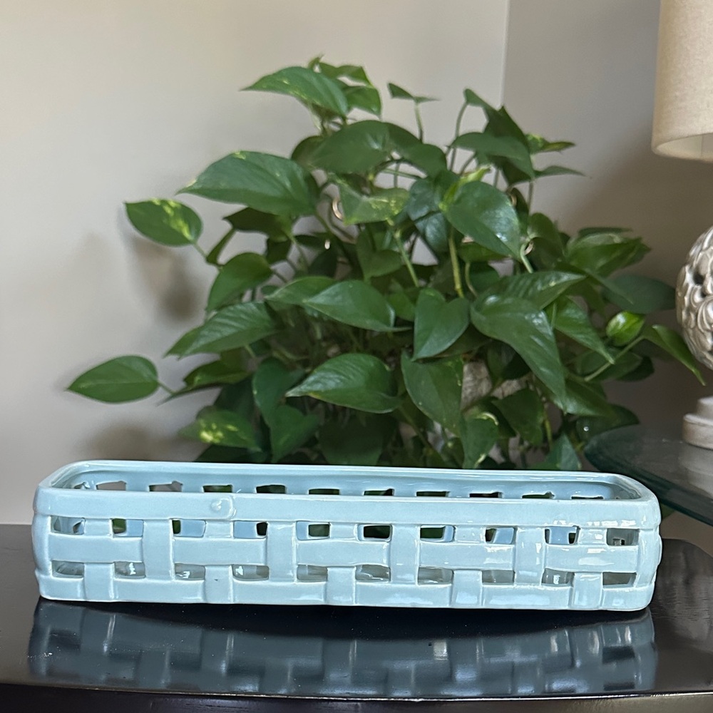 Mud Pie Sky Blue Woven Ceramic Cracker Tray